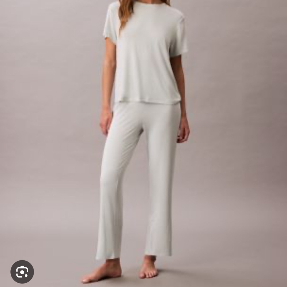 Calvin Klein Light Mint colored modal pajama pants size xl